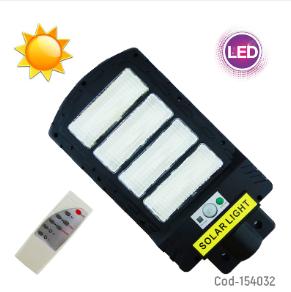 Foco Para Poste Solar De 200 Watt Con 4 Placas De 320 LED En PVC Con Control Y Sensor